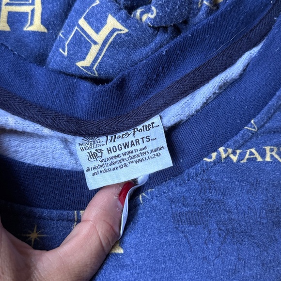 Hogwart's PJ's - M - Picture 6 of 7